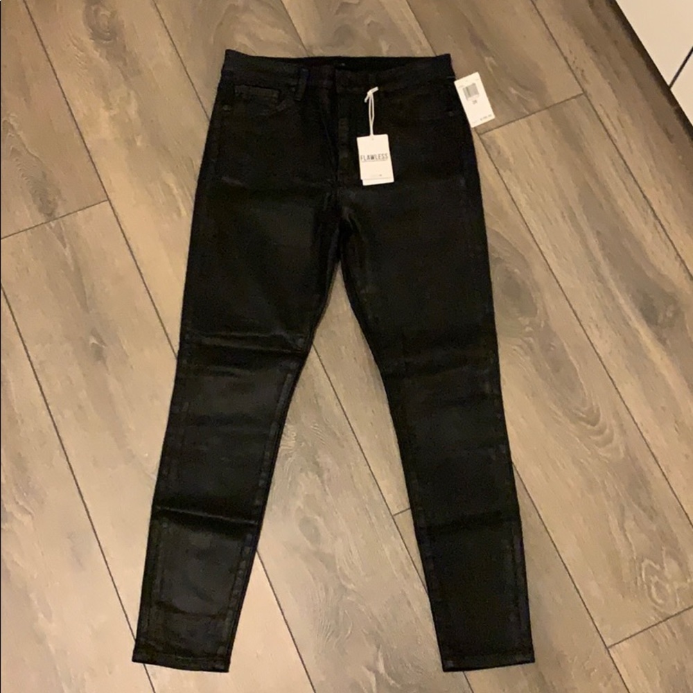 NWT Joe’s Jeans The Charlie Coated Black 28